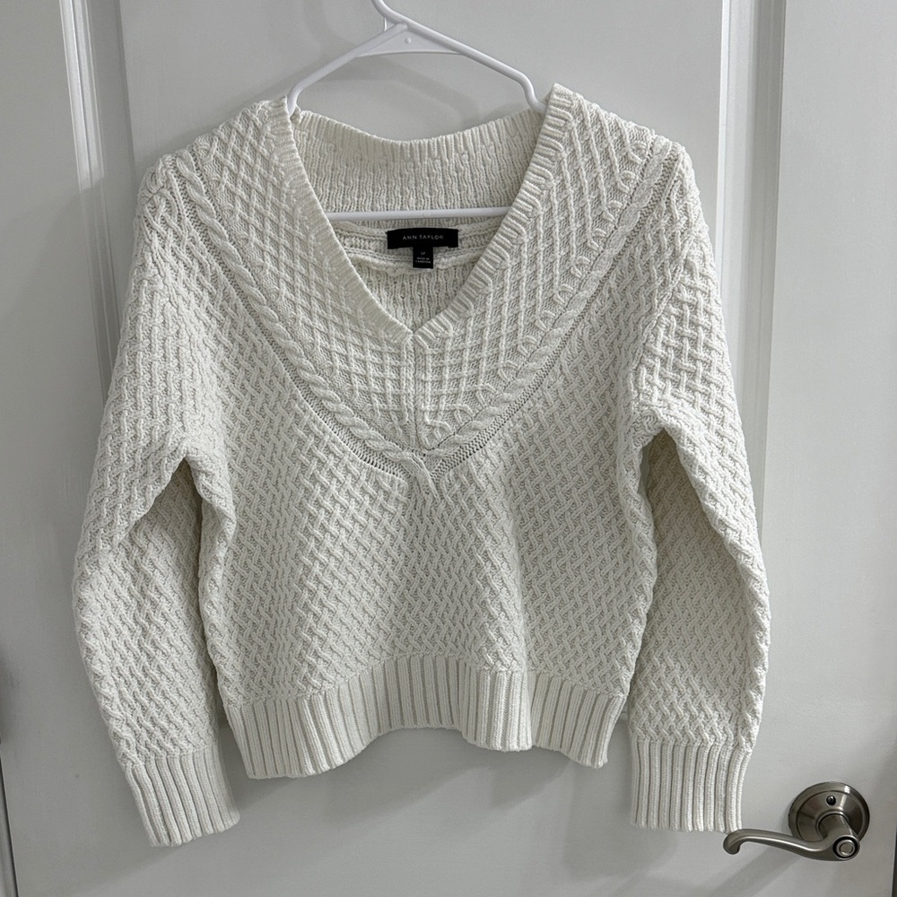 Ann Taylor Cream V-Neck Textured Sweater